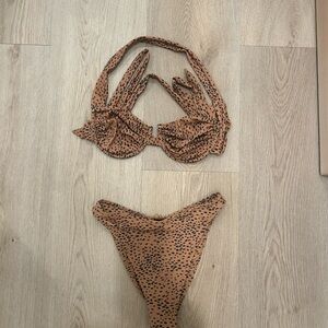 SAME Los Angeles Spotted Bikini Set